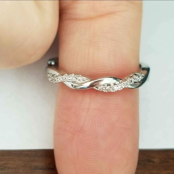 New 925 Silver Diamond Twist Band Ring for Women - Picture 5 of 9